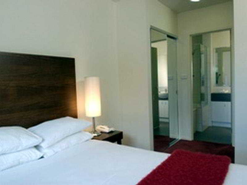 Punthill Burwood Aparthotel Exterior photo
